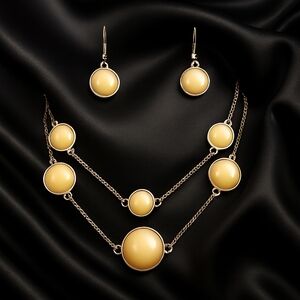 Yellow Radiance: Layered Silver Necklace & Drop Earrings Set – Statement Jewelry